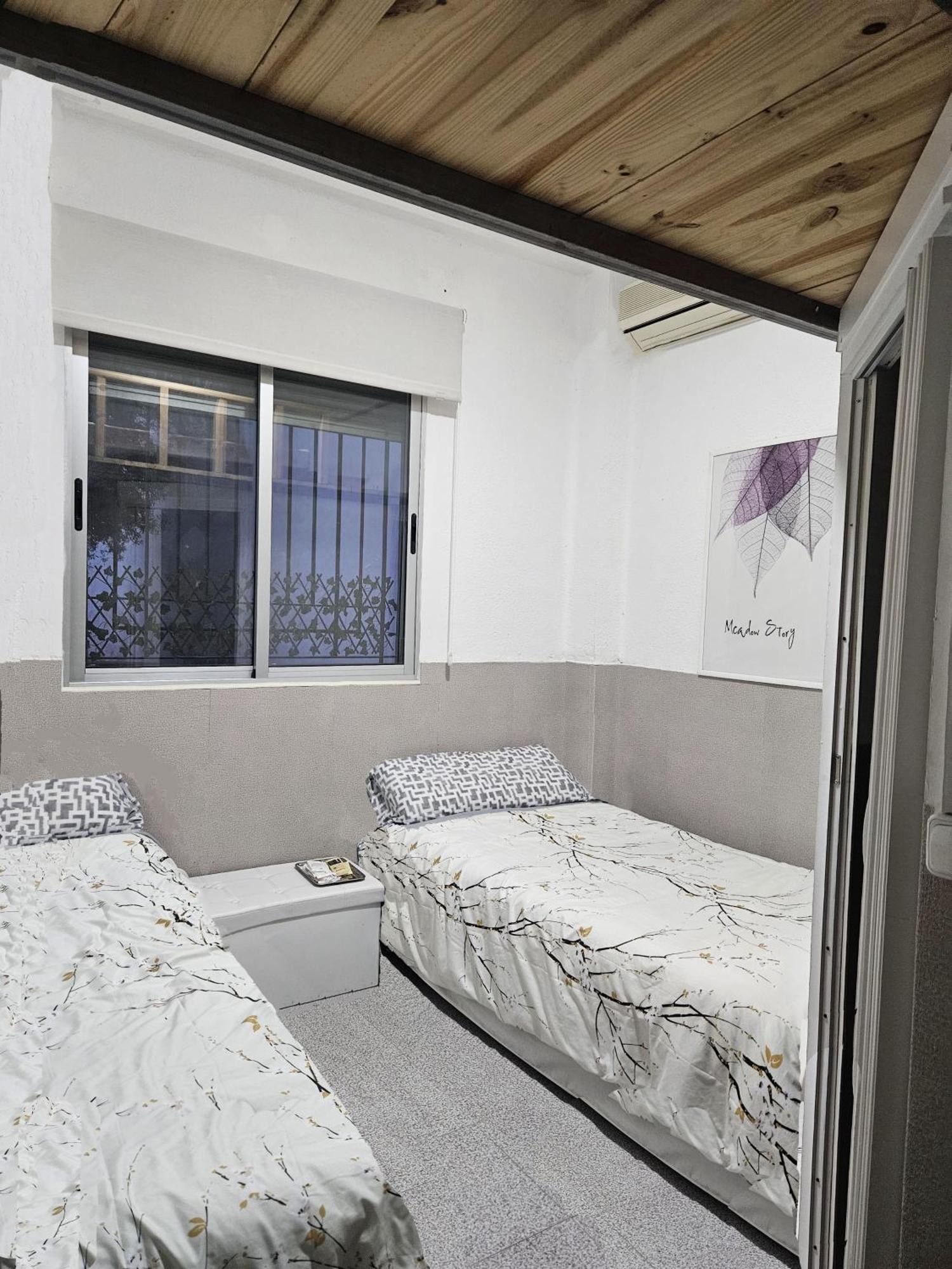 Habitacion En Casa De Familia "Valenciabonita" Eksteriør billede
