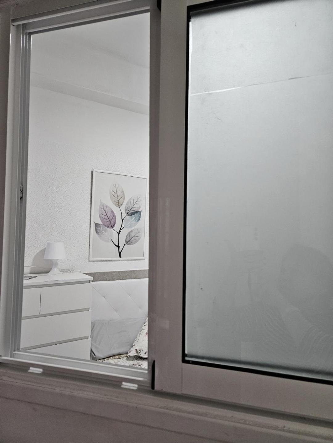 Habitacion En Casa De Familia "Valenciabonita" Eksteriør billede