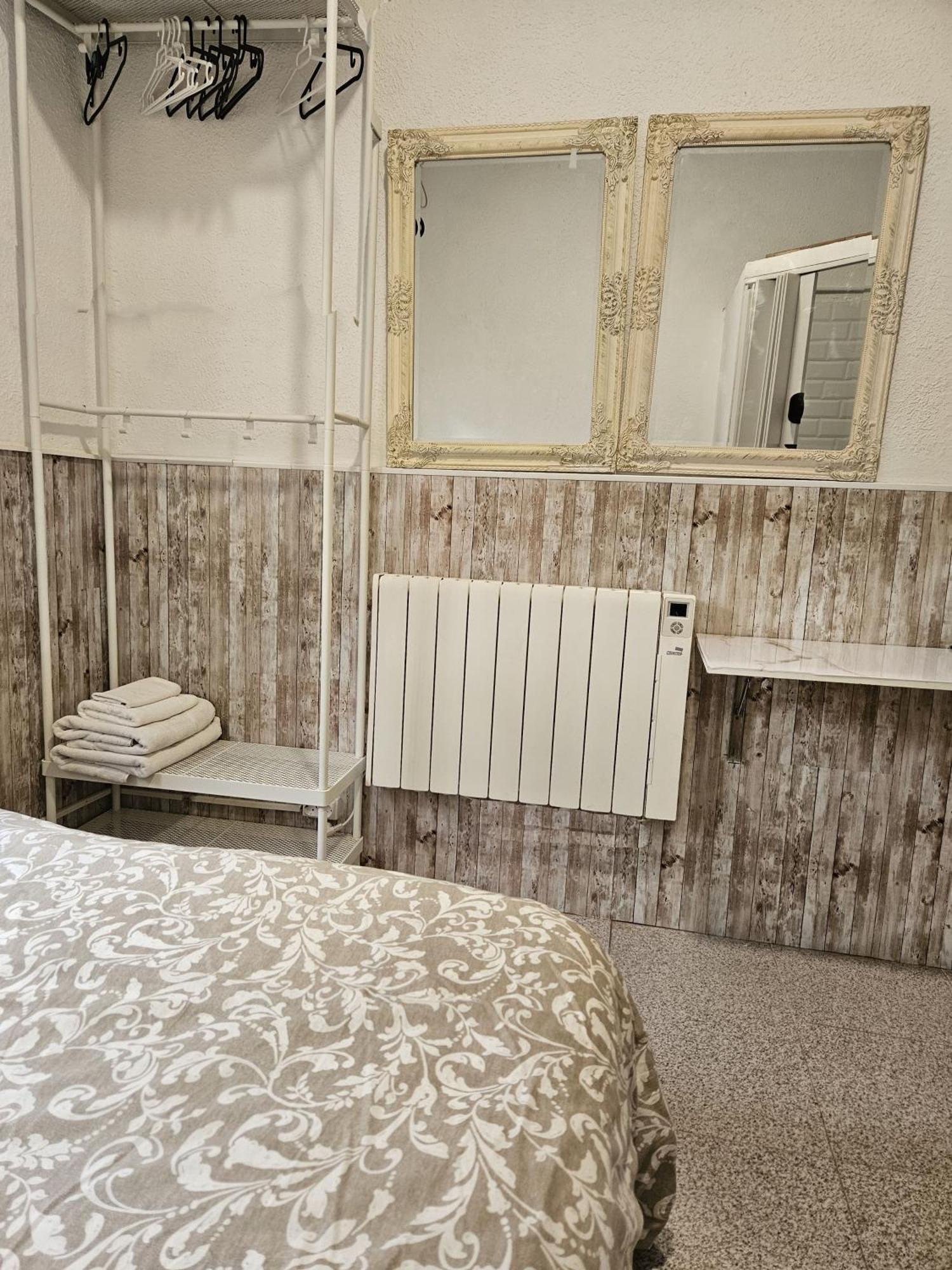 Habitacion En Casa De Familia "Valenciabonita" Eksteriør billede